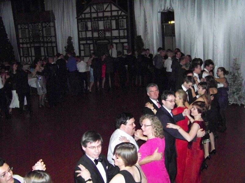 2010-12-11BallBaumhain 123